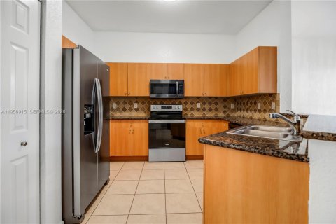 Купить таунхаус в Мирамар, Флорида 3 спальни, 166.57м2, № 2011633 - фото 5