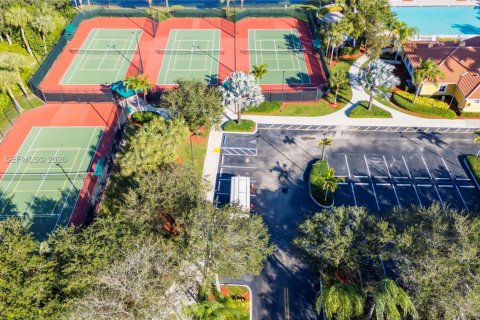 Купить таунхаус в Мирамар, Флорида 3 спальни, 166.57м2, № 2011633 - фото 20