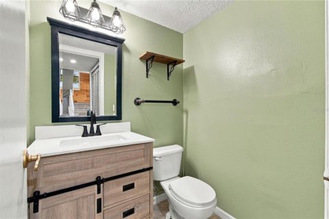House in Orlando, Florida 3 bedrooms, 117.99 sq.m. № 2419097 - photo 21