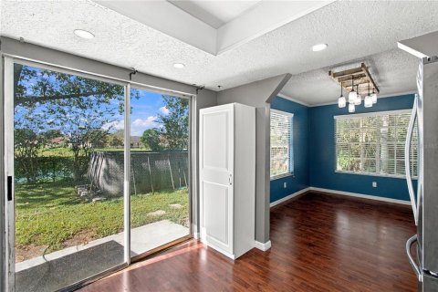 House in Orlando, Florida 3 bedrooms, 117.99 sq.m. № 2419097 - photo 18