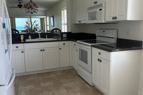 Condo in Flagler Beach, Florida, 3 bedrooms  № 1843581 - photo 6