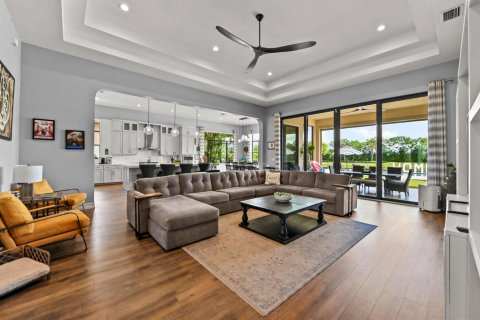 House in Boynton Beach, Florida 4 bedrooms, 309.55 sq.m. № 2247891 - photo 11