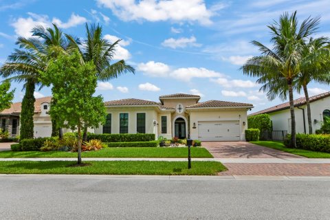 House in Boynton Beach, Florida 4 bedrooms, 309.55 sq.m. № 2247891