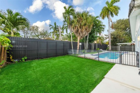 Villa ou maison à vendre à Hialeah, Floride: 3 chambres, 222.41 m2 № 2084817 - photo 22