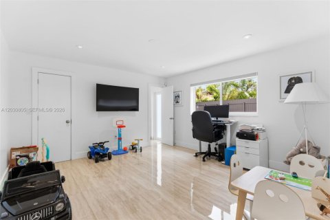 Villa ou maison à vendre à Hialeah, Floride: 3 chambres, 222.41 m2 № 2084817 - photo 16