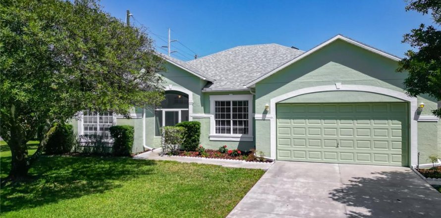 House in Winter Park, Florida 4 bedrooms, 201.69 sq.m. № 1636223