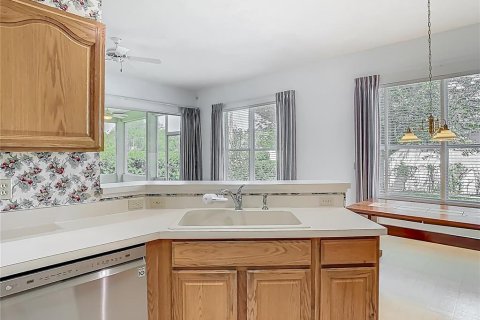 House in Winter Park, Florida 4 bedrooms, 201.69 sq.m. № 1636223 - photo 19