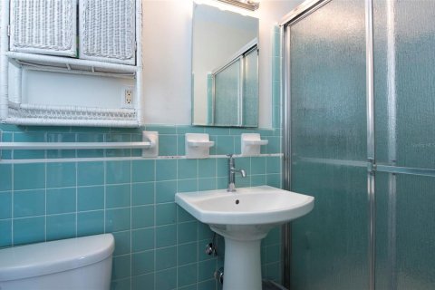 Casa en venta en Treasure Island, Florida, 3 dormitorios, 180.97 m2 № 2099092 - foto 16