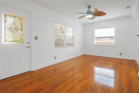 Casa en venta en Gulfport, Florida, 3 dormitorios, 116.87 m2 № 1789570 - foto 7