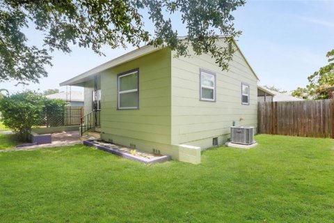 Casa en venta en Gulfport, Florida, 3 dormitorios, 116.87 m2 № 1789570 - foto 5