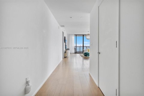 Снять в аренду кондоминиум в Майами, Флорида 4 спальни, 254.83м2, № 1989620 - фото 5