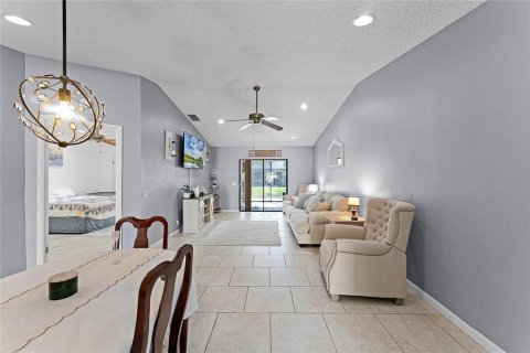 Casa en venta en Winter Haven, Florida, 2 dormitorios, 147.71 m2 № 1541496 - foto 3