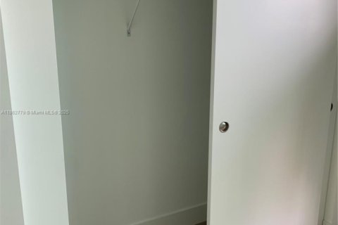 Condo in Davie, Florida  № 1891232 - photo 6