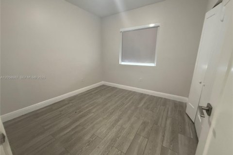 Touwnhouse à louer à Hialeah, Floride: 3 chambres, 153.29 m2 № 2168002 - photo 12