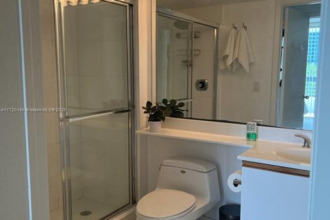 Снять в аренду кондоминиум в Авентура, Флорида 2 спальни, 109.72м2, № 1958938 - фото 7