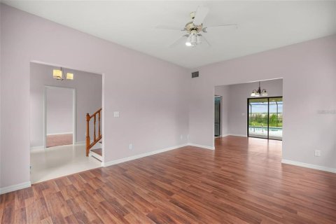 Villa ou maison à louer à Haines City, Floride: 4 chambres, 233.74 m2 № 2310712 - photo 8