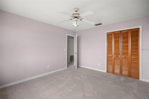 Villa ou maison à louer à Haines City, Floride: 4 chambres, 233.74 m2 № 2310712 - photo 23