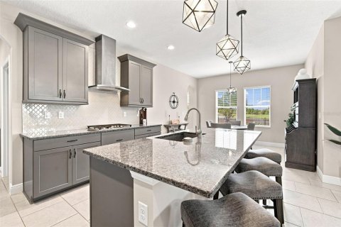 Villa ou maison à vendre à Apollo Beach, Floride: 4 chambres, 304.16 m2 № 2277471 - photo 15