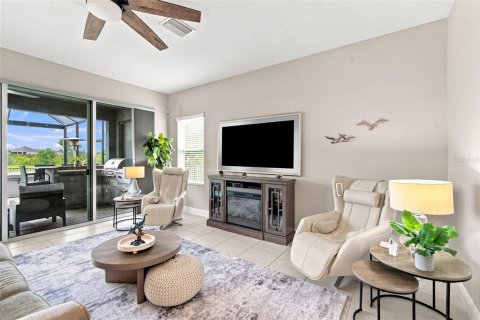 Villa ou maison à vendre à Apollo Beach, Floride: 4 chambres, 304.16 m2 № 2277471 - photo 28