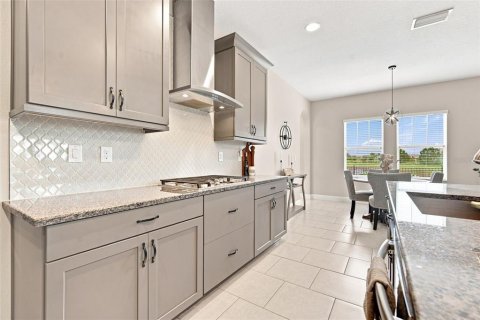 Villa ou maison à vendre à Apollo Beach, Floride: 4 chambres, 304.16 m2 № 2277471 - photo 16