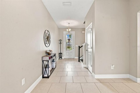 Villa ou maison à vendre à Apollo Beach, Floride: 4 chambres, 304.16 m2 № 2277471 - photo 9