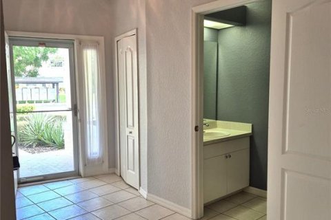 Touwnhouse à vendre à Palm Harbor, Floride: 3 chambres, 194.91 m2 № 1901606 - photo 6