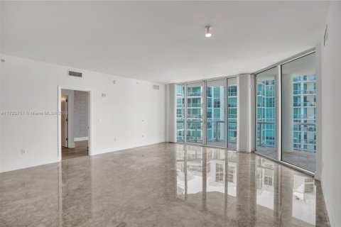 Condominio en venta en Aventura, Florida, 2 dormitorios, 147.71 m2 № 1939868 - foto 19