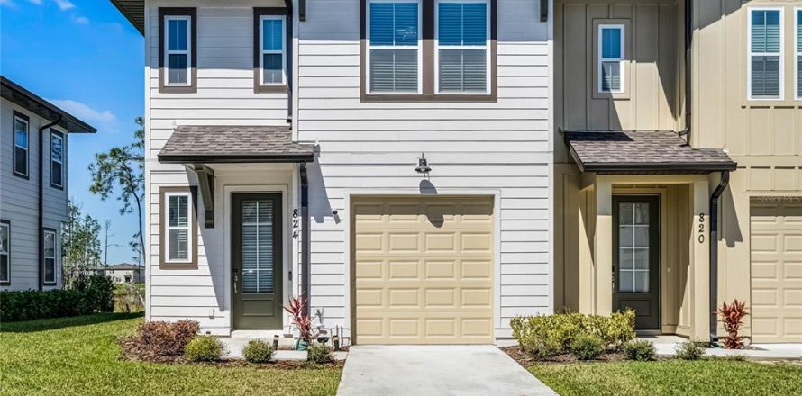 Townhouse in Davenport, Florida 3 bedrooms, 153.57 sq.m. № 1557705