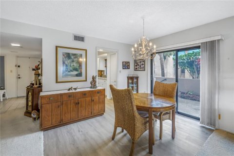 Condo in Bradenton, Florida, 2 bedrooms  № 1527991 - photo 23