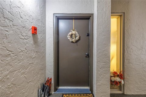 Condo in Bradenton, Florida, 2 bedrooms  № 1527991 - photo 14
