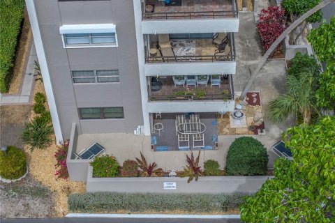 Condo in Bradenton, Florida, 2 bedrooms  № 1527991 - photo 3