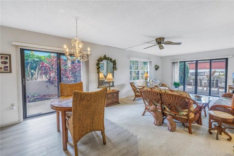 Condo in Bradenton, Florida, 2 bedrooms  № 1527991 - photo 22