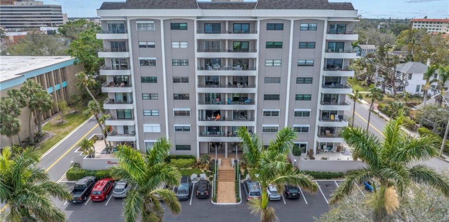 Condo in Bradenton, Florida, 2 bedrooms № 1527991