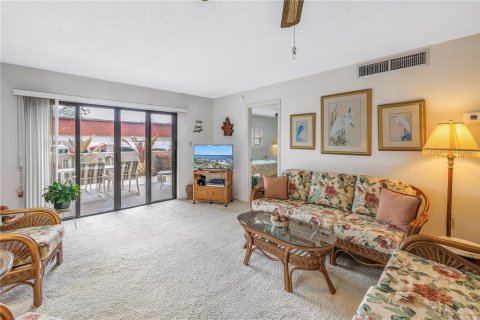 Condo in Bradenton, Florida, 2 bedrooms  № 1527991 - photo 26