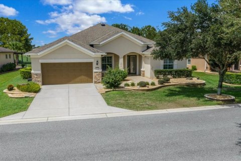 Villa ou maison à vendre à Ocala, Floride: 2 chambres, 213.58 m2 № 2407065 - photo 2