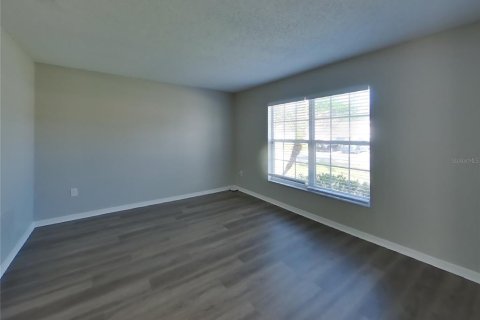 Casa en alquiler en Kissimmee, Florida, 4 dormitorios, 205.04 m2 № 2112918 - foto 17