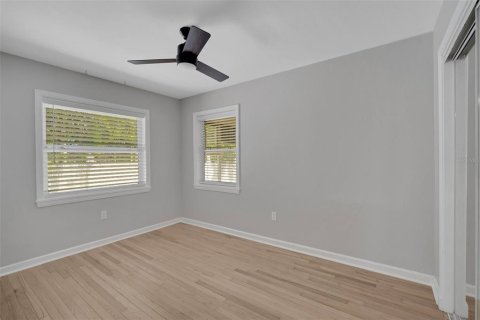 Casa en venta en Saint Petersburg, Florida, 3 dormitorios, 231.88 m2 № 1574386 - foto 22