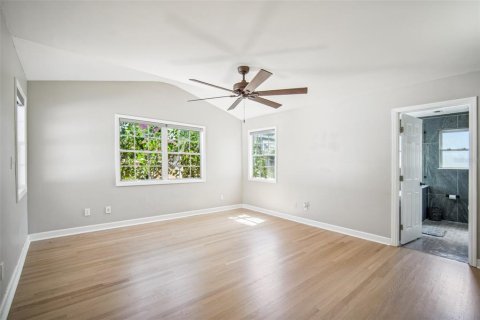 Casa en venta en Saint Petersburg, Florida, 3 dormitorios, 231.88 m2 № 1574386 - foto 15