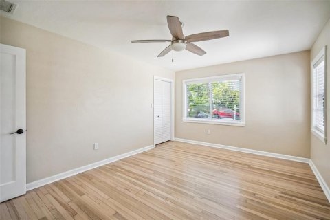Casa en venta en Saint Petersburg, Florida, 3 dormitorios, 231.88 m2 № 1574386 - foto 21
