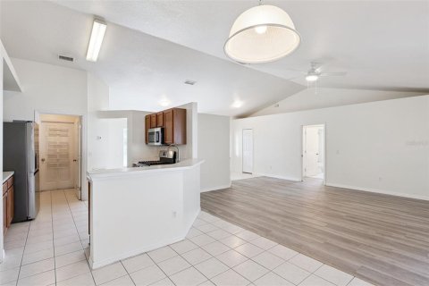 Villa ou maison à vendre à Minneola, Floride: 3 chambres, 147.44 m2 № 2406989 - photo 13