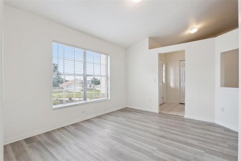 Villa ou maison à vendre à Minneola, Floride: 3 chambres, 147.44 m2 № 2406989 - photo 25
