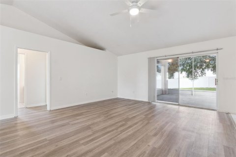 Villa ou maison à vendre à Minneola, Floride: 3 chambres, 147.44 m2 № 2406989 - photo 10