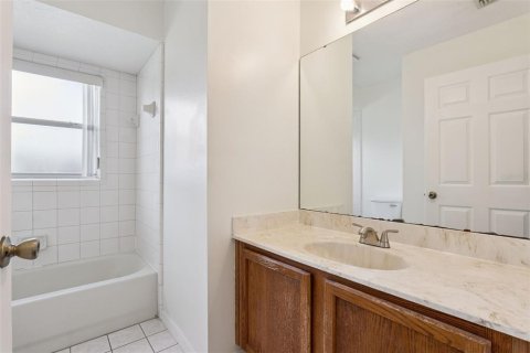 Villa ou maison à vendre à Minneola, Floride: 3 chambres, 147.44 m2 № 2406989 - photo 30