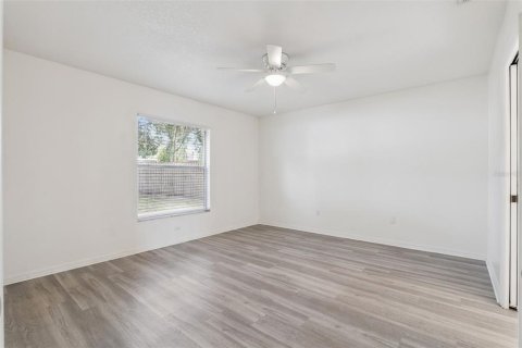 Villa ou maison à vendre à Minneola, Floride: 3 chambres, 147.44 m2 № 2406989 - photo 20