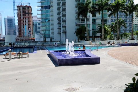 Condo in Miami, Florida, 2 bedrooms  № 2067762 - photo 23
