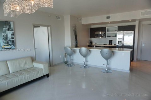 Condo in Miami, Florida, 2 bedrooms  № 2067762 - photo 4