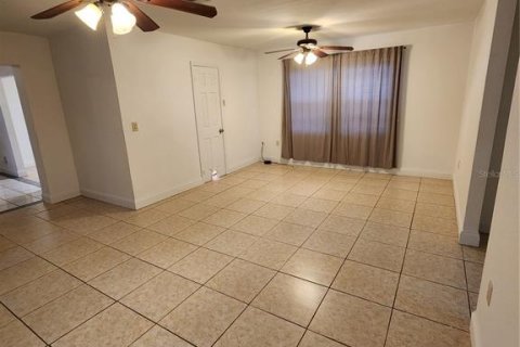 House in Lakeland, Florida 3 bedrooms, 139.35 sq.m. № 1530339 - photo 8