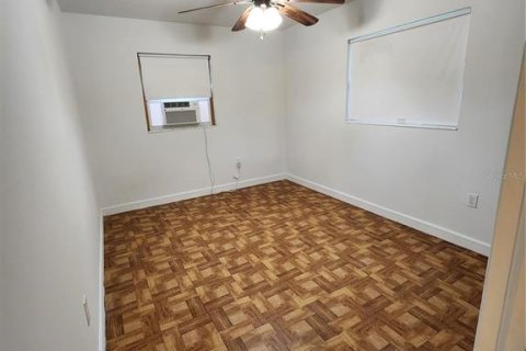 House in Lakeland, Florida 3 bedrooms, 139.35 sq.m. № 1530339 - photo 10