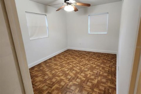House in Lakeland, Florida 3 bedrooms, 139.35 sq.m. № 1530339 - photo 11
