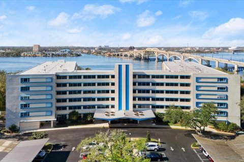Copropriété à vendre à Daytona Beach, Floride: 2 chambres, 96.43 m2 № 1873054 - photo 26